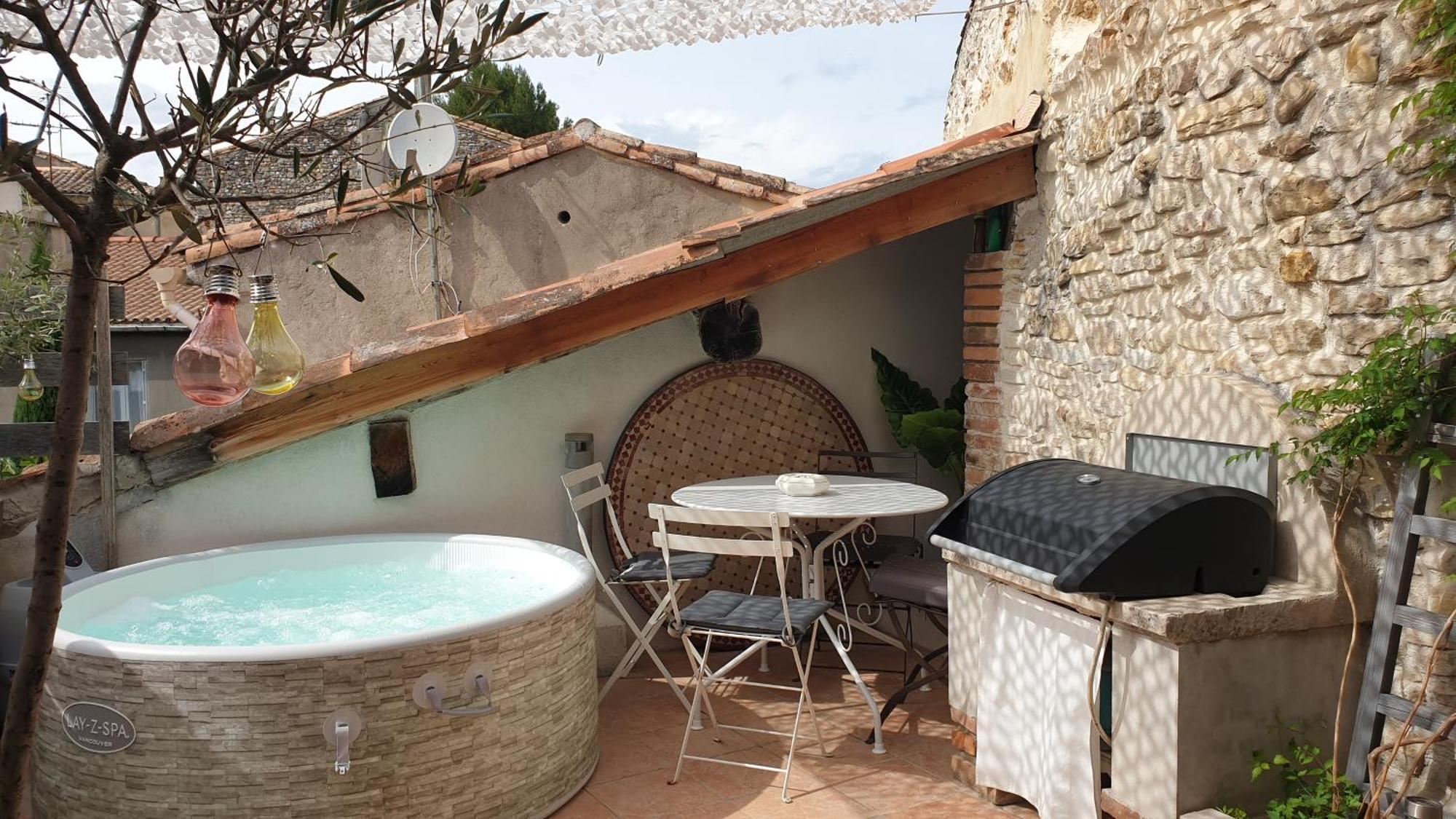 Maison Avec Jacuzzi Et Terrasse Sur Les Toits Brignon Eksteriør billede