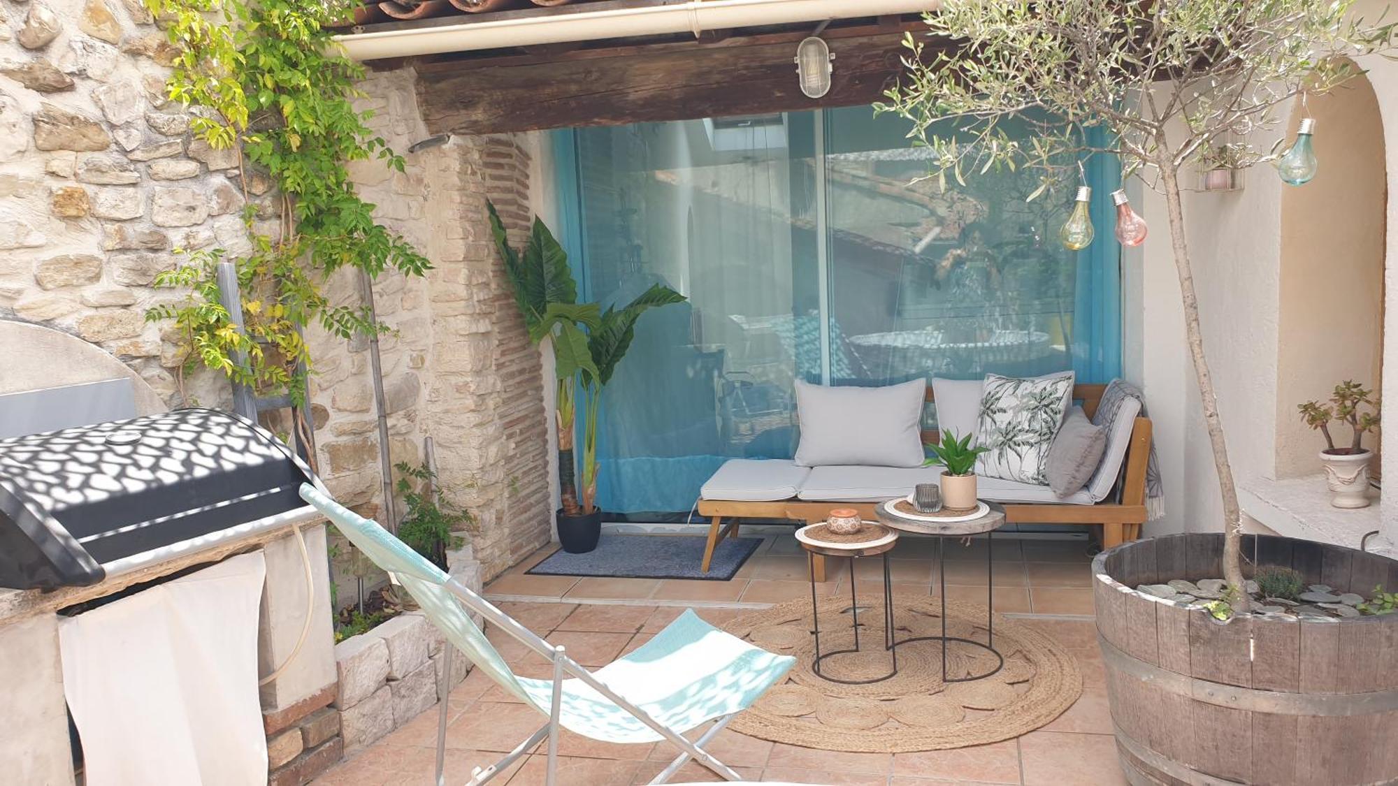 Maison Avec Jacuzzi Et Terrasse Sur Les Toits Brignon Eksteriør billede