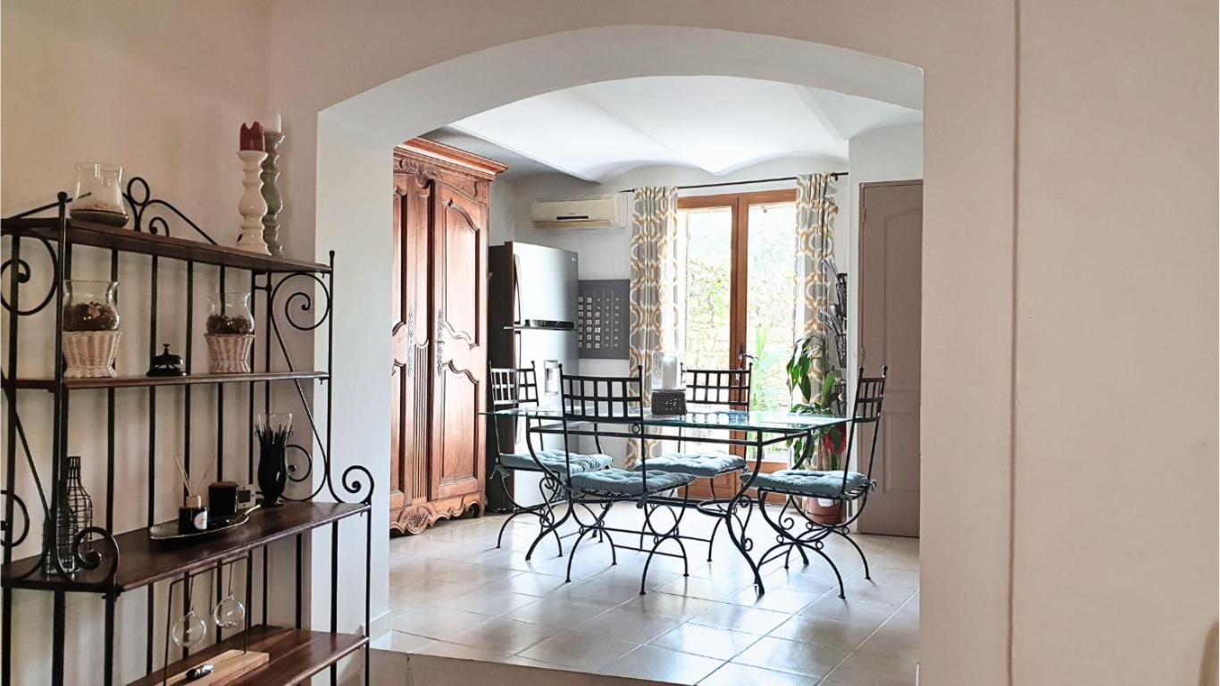 Maison Avec Jacuzzi Et Terrasse Sur Les Toits Brignon Eksteriør billede